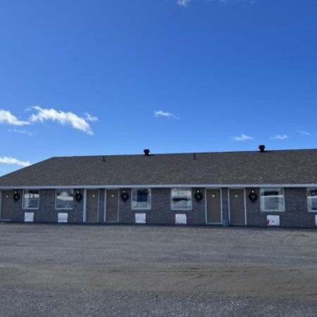 Earlton Motel المظهر الخارجي الصورة