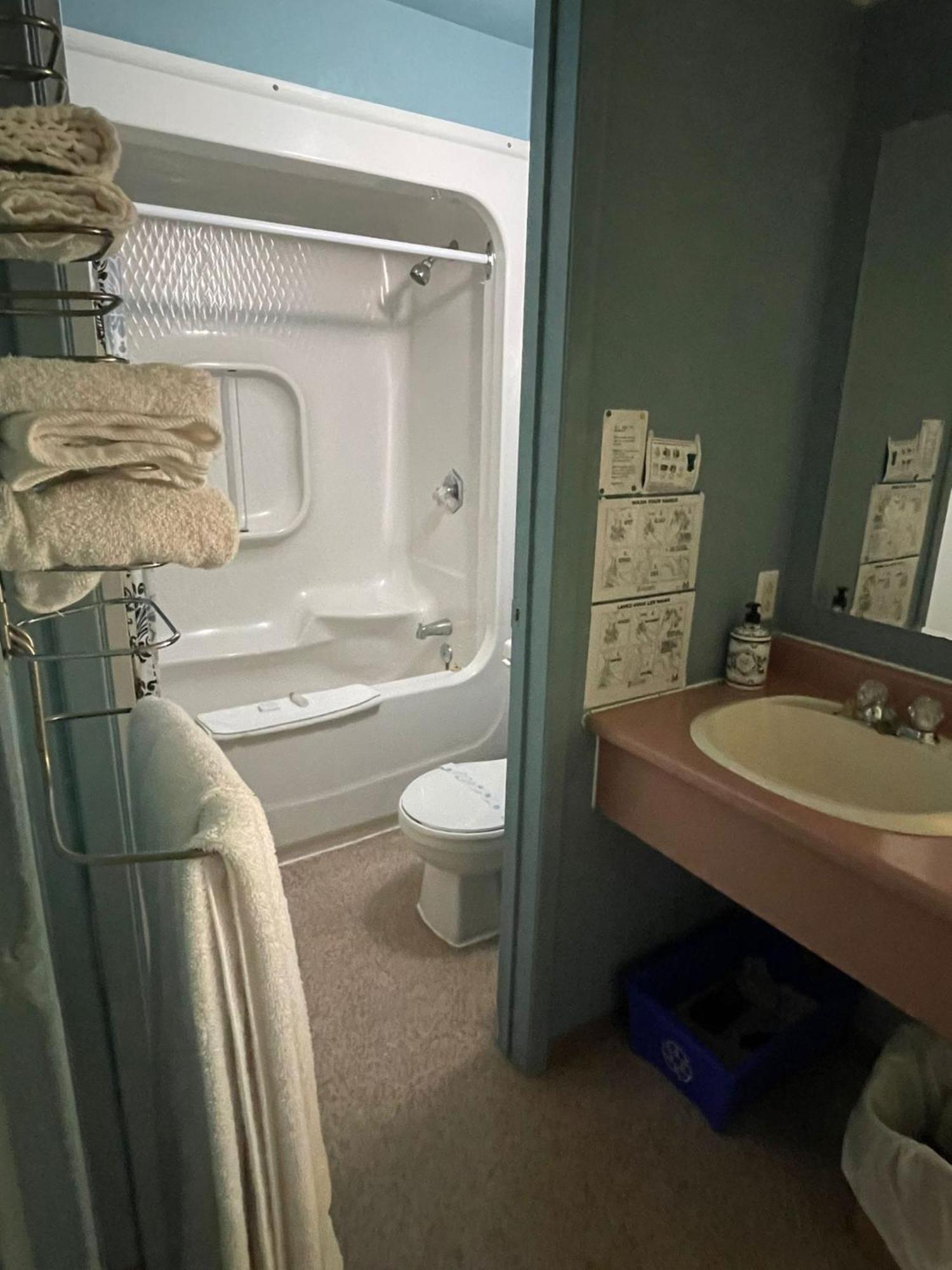 Earlton Motel المظهر الخارجي الصورة